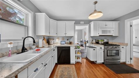 3605 Meadowbrook Boulevard University Heights OH 44118