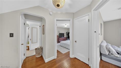 3605 Meadowbrook Boulevard University Heights OH 44118