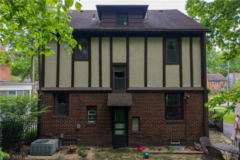 3605 Meadowbrook Boulevard University Heights OH 44118