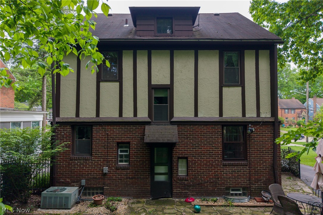 3605 Meadowbrook Boulevard University Heights OH 44118