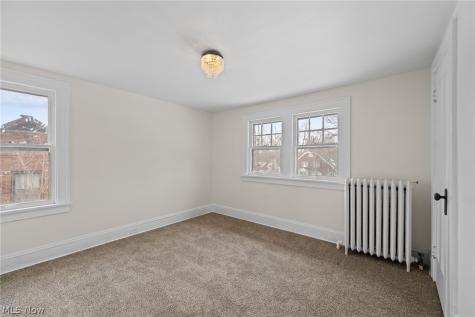2010 E 226th Street Euclid OH 44117