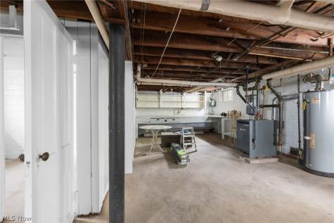 2010 E 226th Street Euclid OH 44117