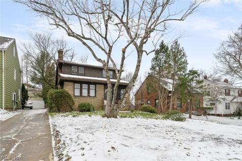 2010 E 226th Street Euclid OH 44117
