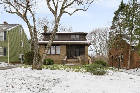 2010 E 226th Street Euclid OH 44117
