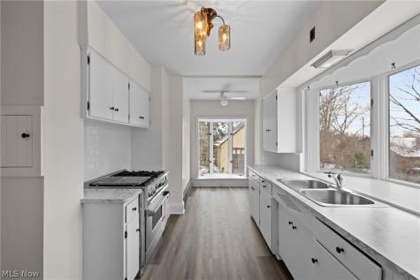 2010 E 226th Street Euclid OH 44117
