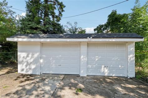 2821 E 127th Street Cleveland OH 44120