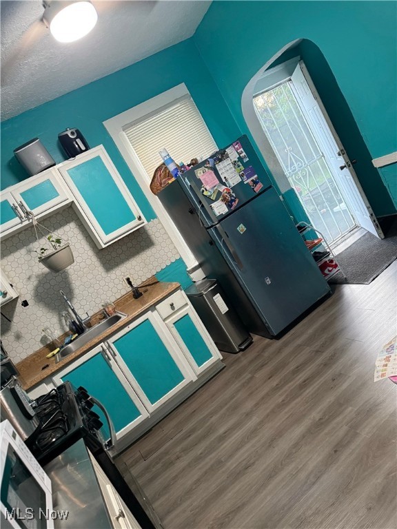 5997 Engel Avenue Cleveland OH 44127