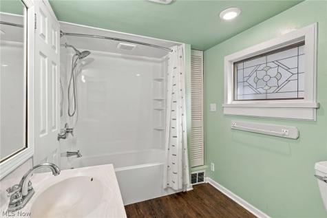 4449 18th Street NW Canton OH 44708