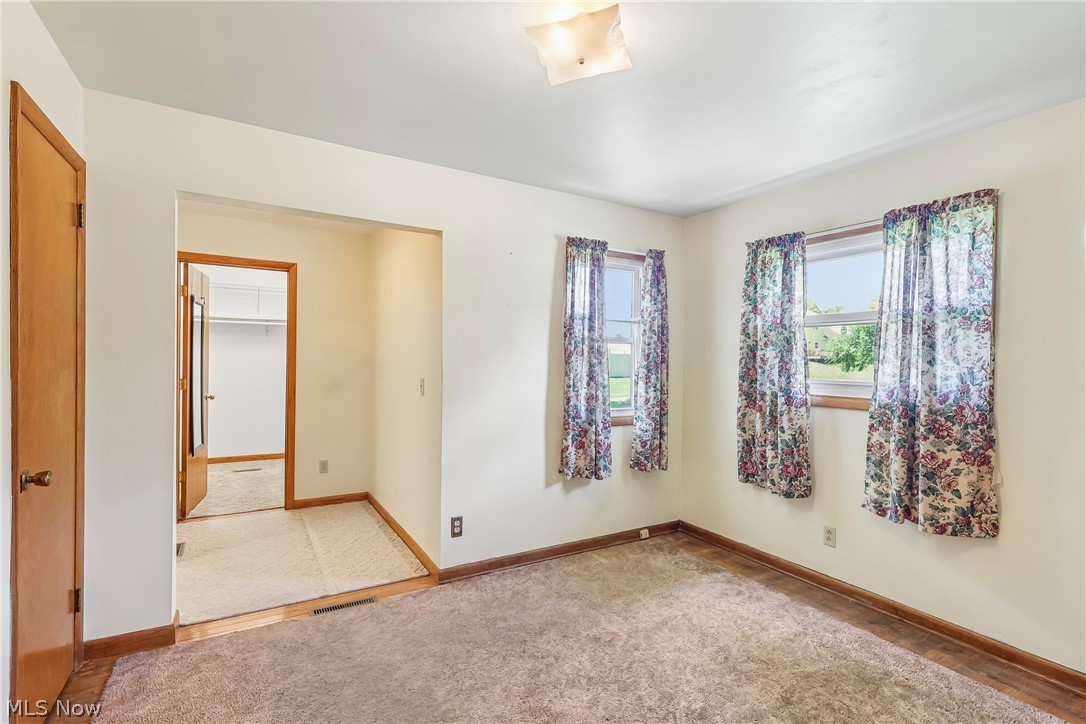2758 Shellhart Road Norton OH 44203