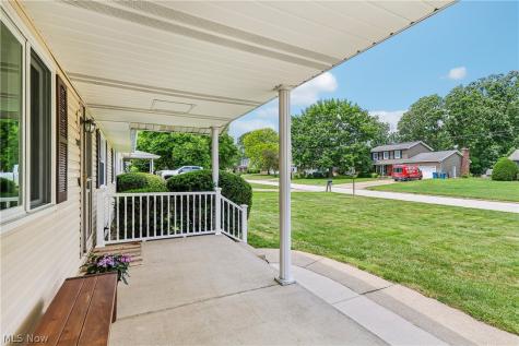 2758 Shellhart Road Norton OH 44203