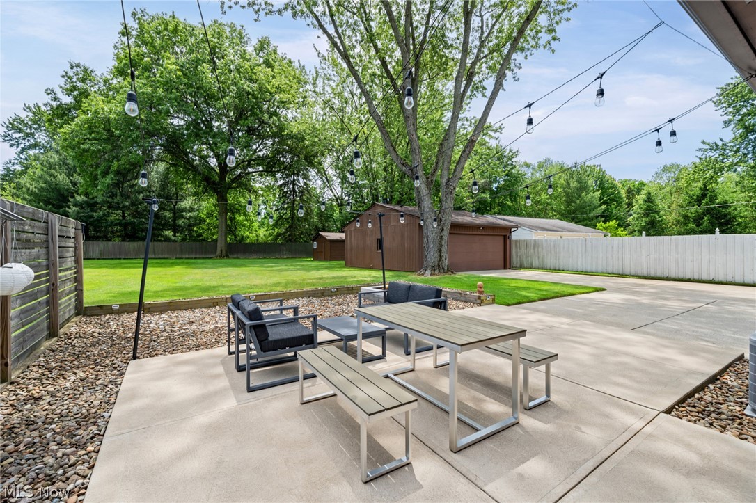 17583 Shurmer Road Strongsville OH 44136