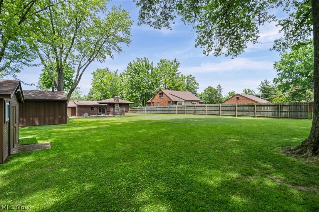 17583 Shurmer Road Strongsville OH 44136
