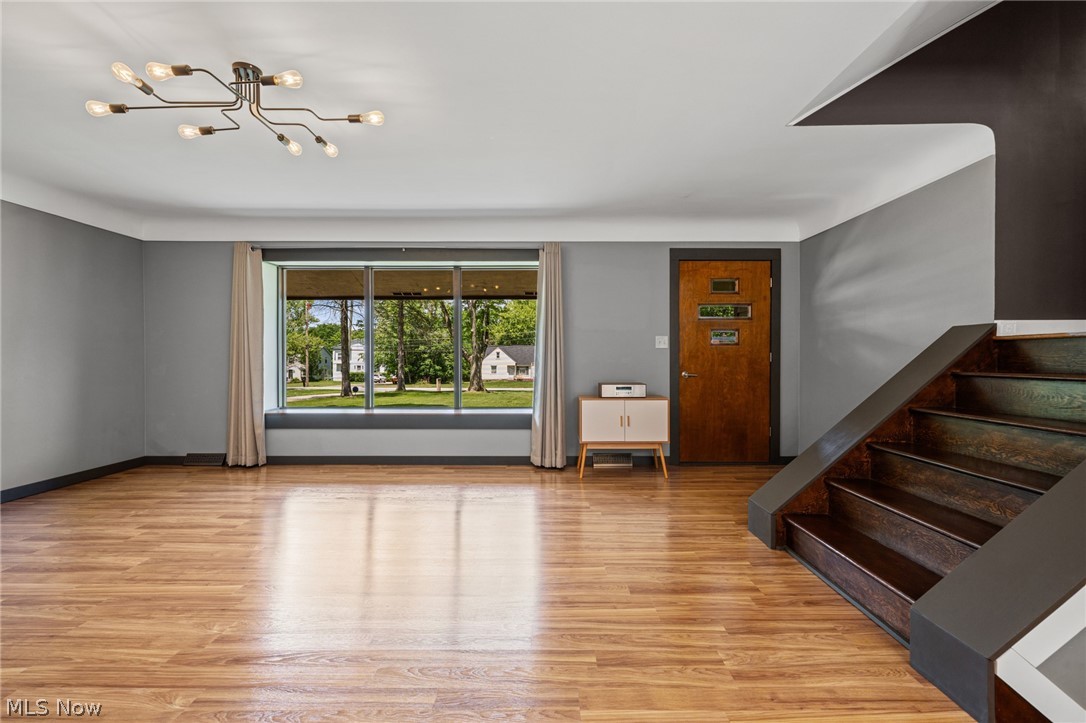 17583 Shurmer Road Strongsville OH 44136