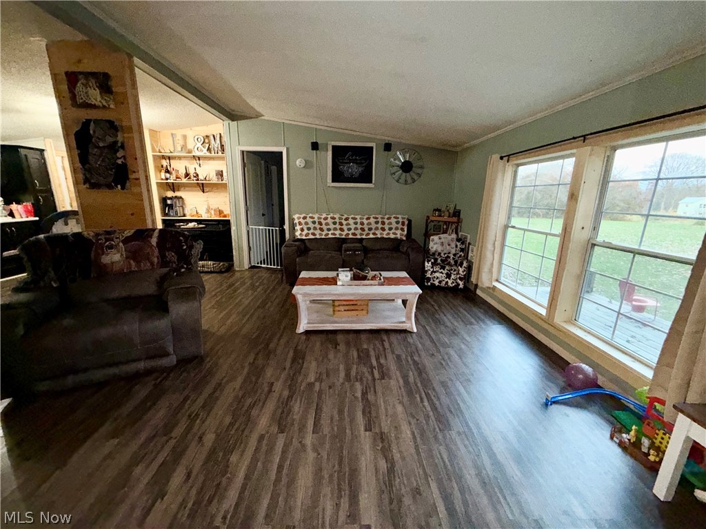 10150 County Road 12 Corning OH 43730