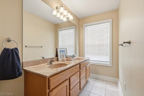 1180 Windward Lane Kent OH 44240