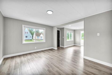 4428 Ingleside Road Cleveland OH 44128