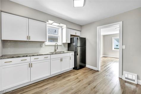 4428 Ingleside Road Cleveland OH 44128