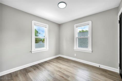 4428 Ingleside Road Cleveland OH 44128