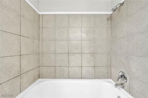 4428 Ingleside Road Cleveland OH 44128