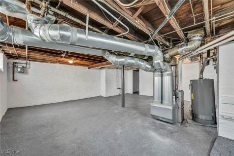 4428 Ingleside Road Cleveland OH 44128