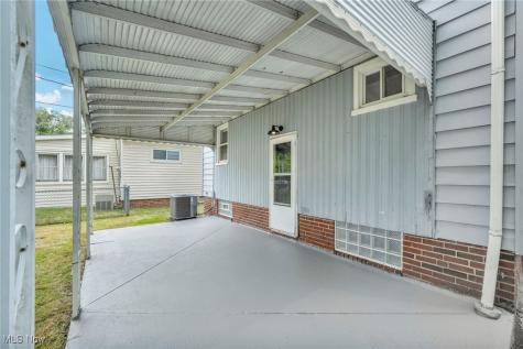 4428 Ingleside Road Cleveland OH 44128