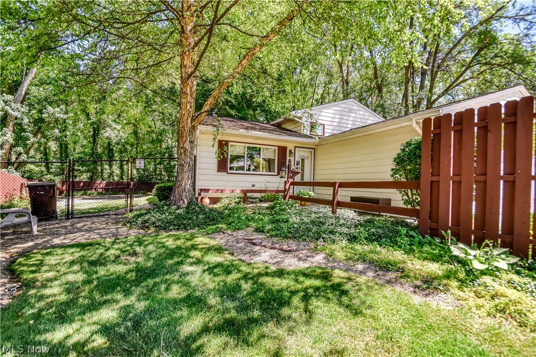 464 Hickory Lane Painesville OH 44077