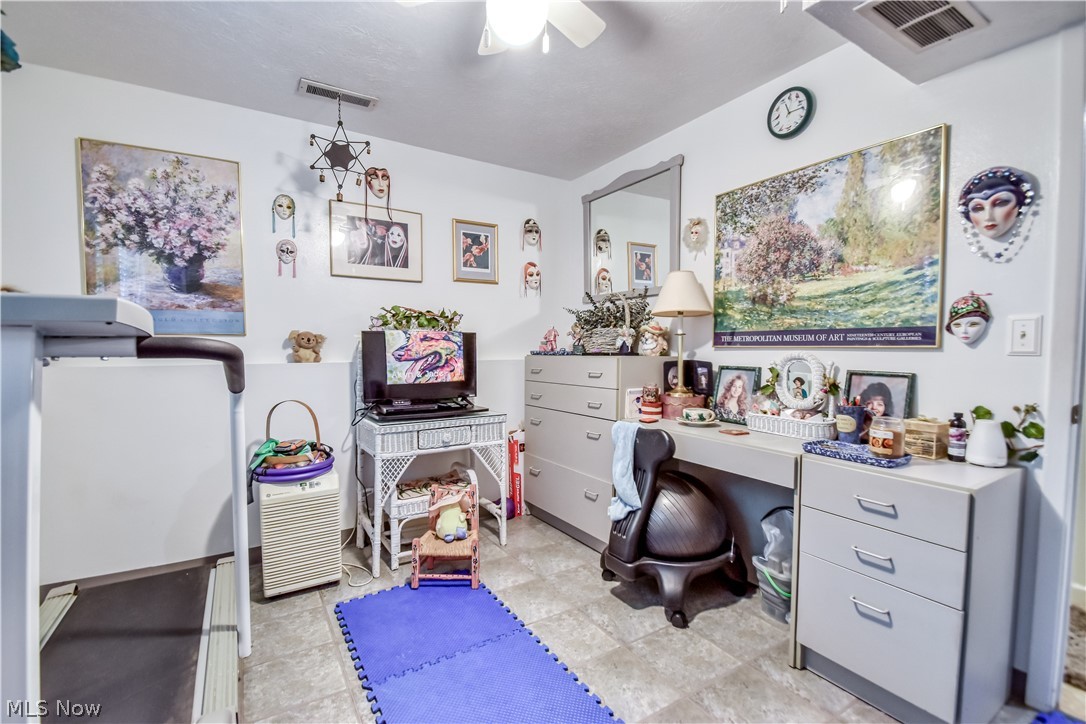 464 Hickory Lane Painesville OH 44077