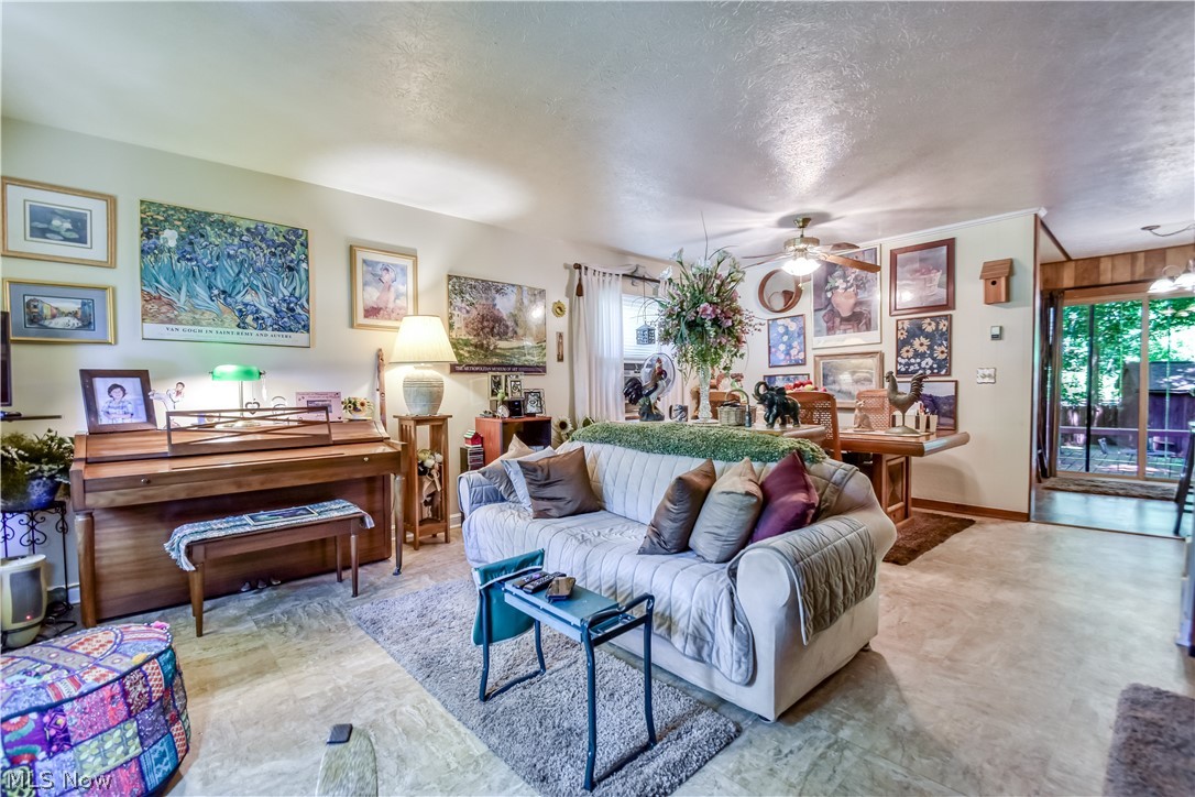 464 Hickory Lane Painesville OH 44077