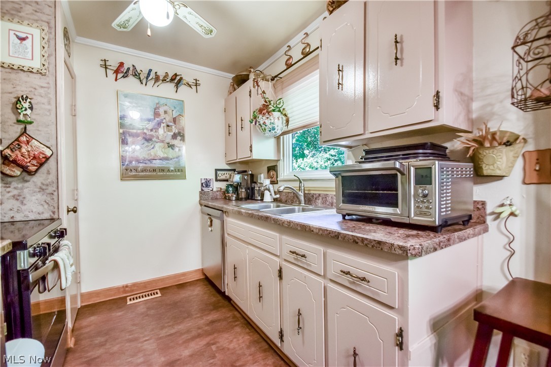464 Hickory Lane Painesville OH 44077