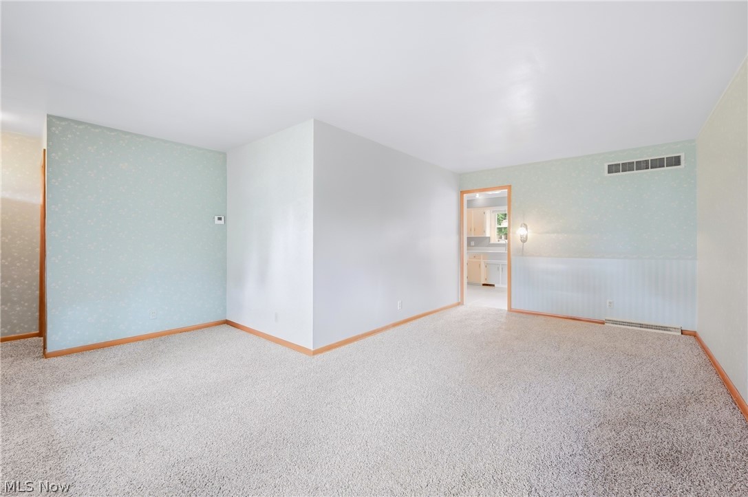 1889 Lancaster Drive Youngstown OH 44511