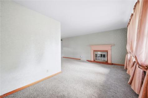 1889 Lancaster Drive Youngstown OH 44511