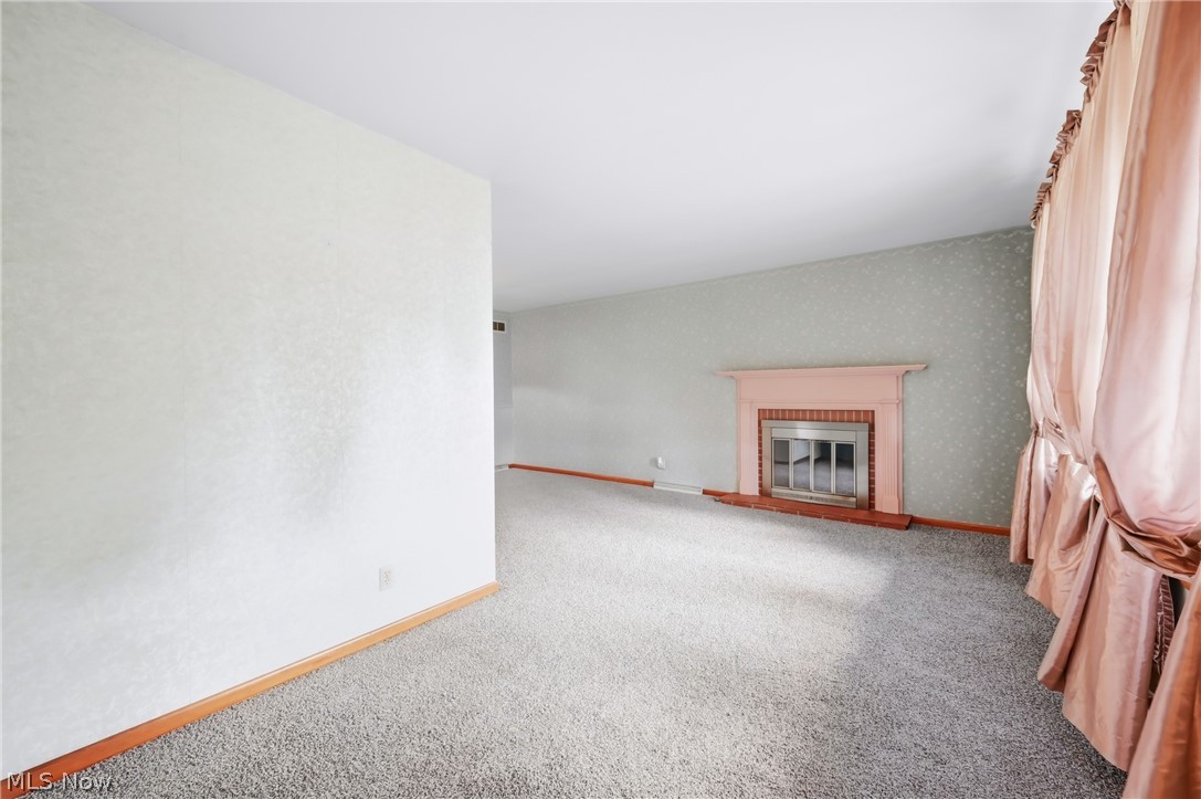 1889 Lancaster Drive Youngstown OH 44511