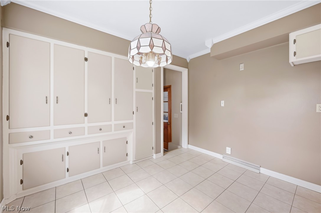 1889 Lancaster Drive Youngstown OH 44511