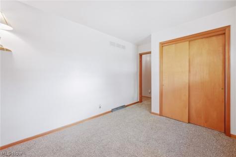 1889 Lancaster Drive Youngstown OH 44511
