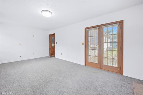 1889 Lancaster Drive Youngstown OH 44511
