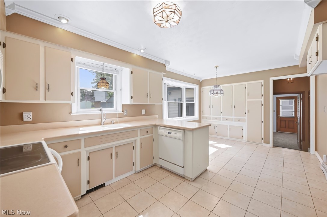 1889 Lancaster Drive Youngstown OH 44511