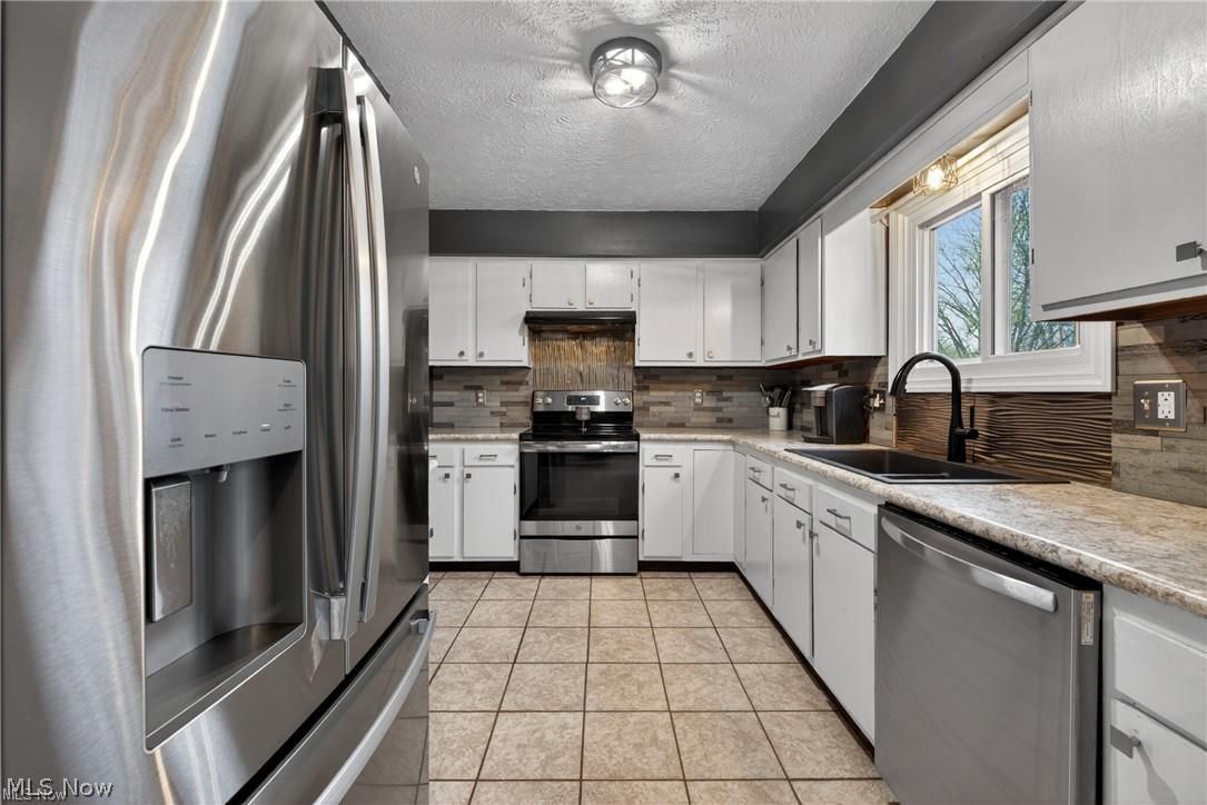 412 Stonewood Street Canal Fulton OH 44614