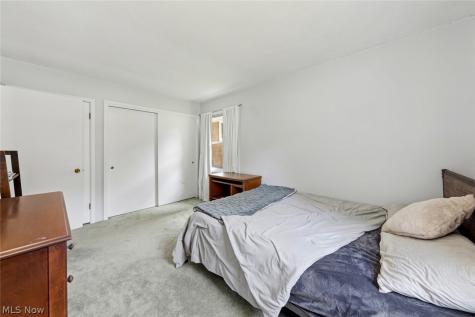 8975 Lindberg Boulevard Olmsted Falls OH 44138