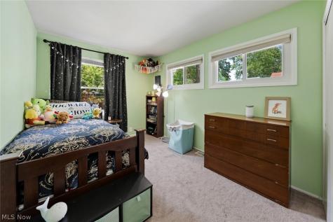 8975 Lindberg Boulevard Olmsted Falls OH 44138