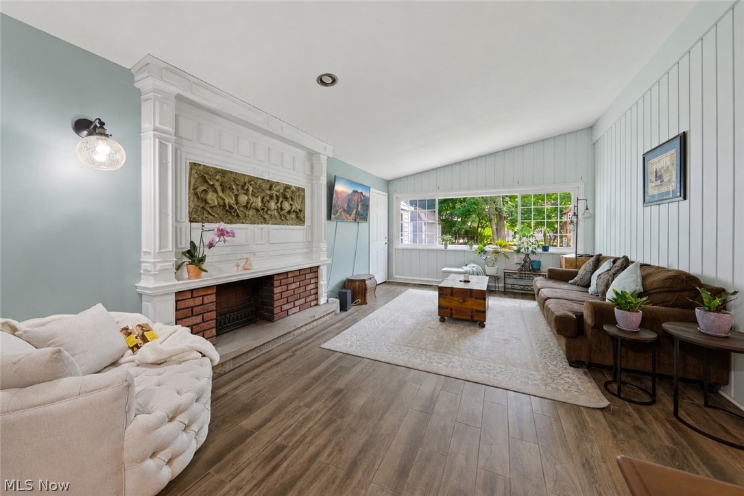 8975 Lindberg Boulevard Olmsted Falls OH 44138