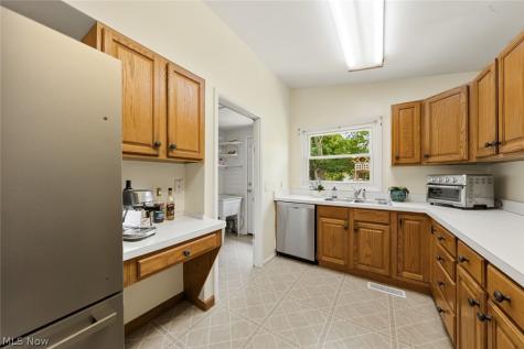 8975 Lindberg Boulevard Olmsted Falls OH 44138