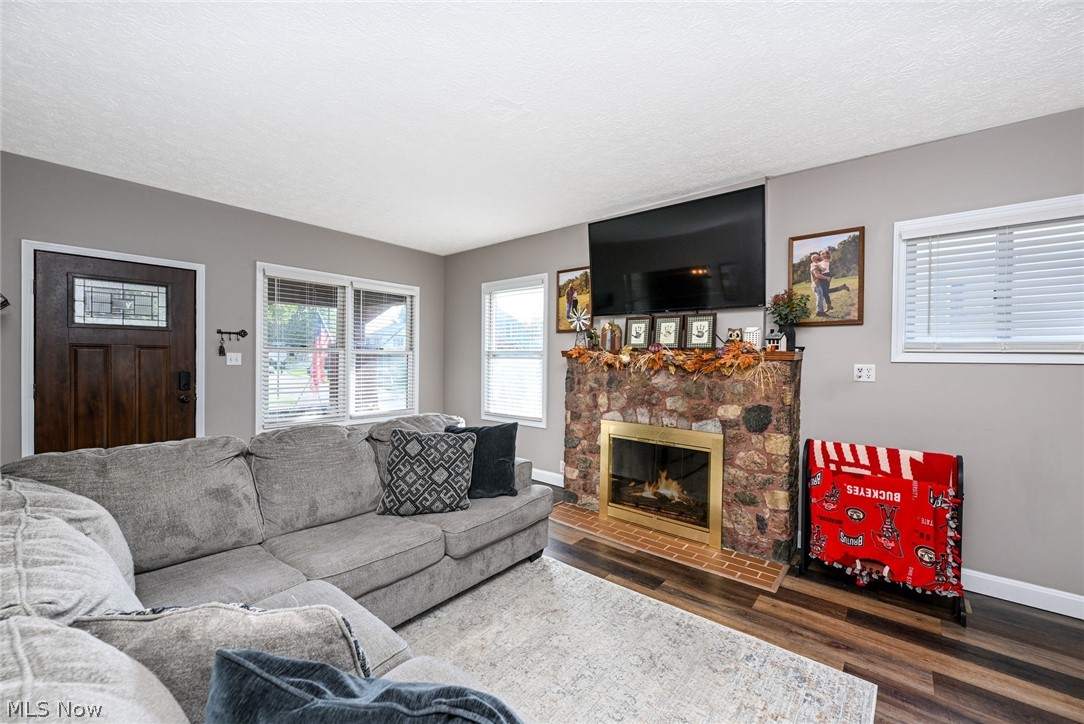 333 S Silver Street Louisville OH 44641