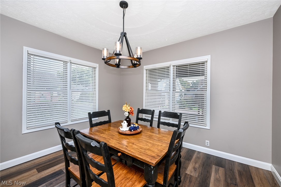 333 S Silver Street Louisville OH 44641