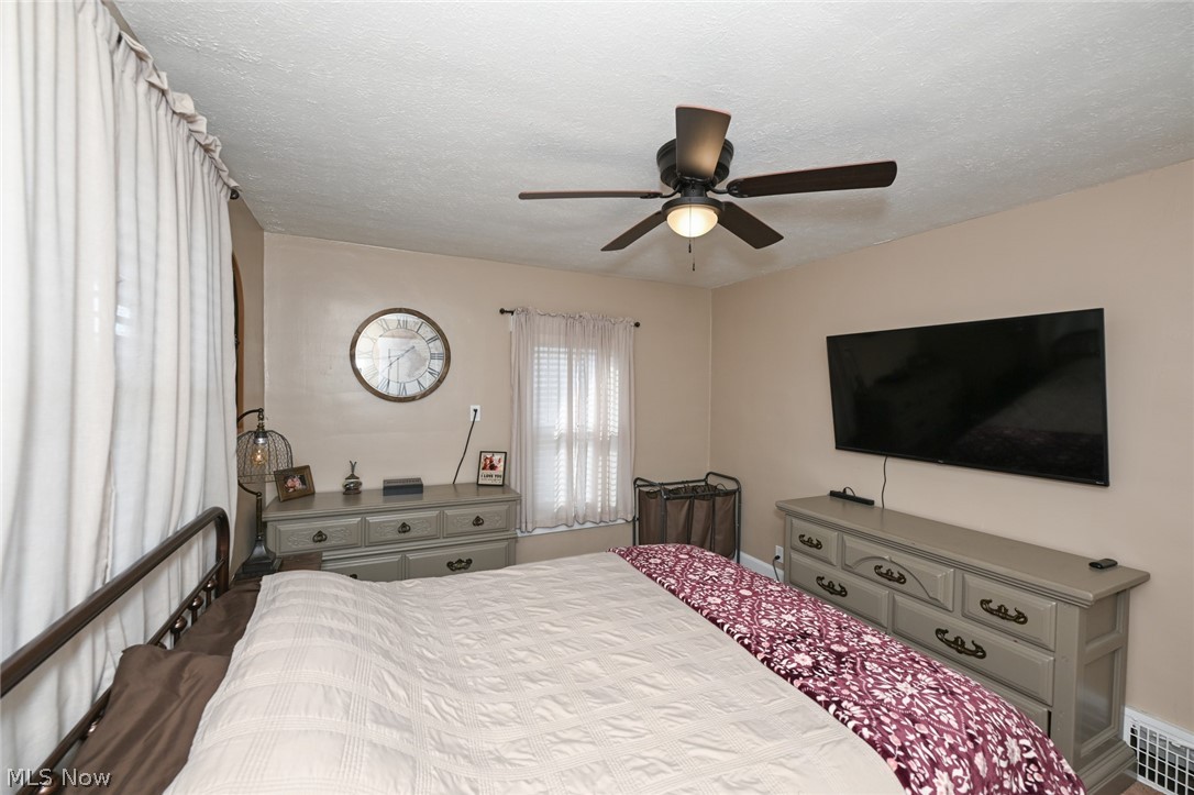 333 S Silver Street Louisville OH 44641