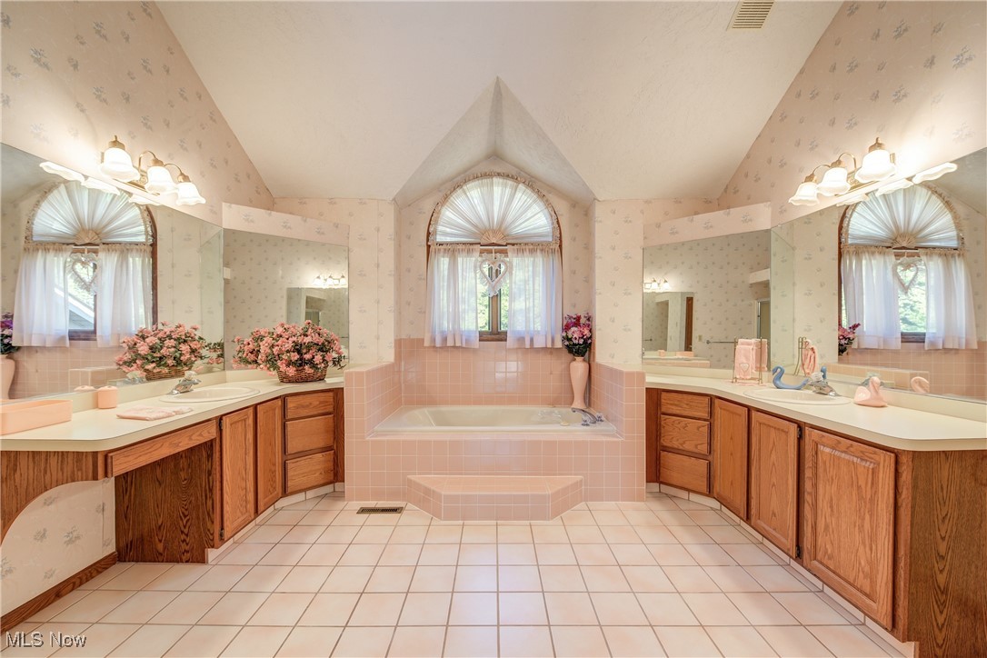 8586 Northwood Drive Broadview Heights OH 44147