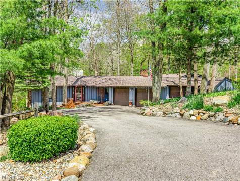 3227 Rustic Valley Drive Medina OH 44256