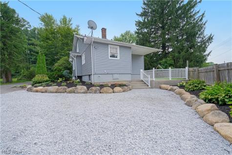 7064 State Route 14 Ravenna OH 44266