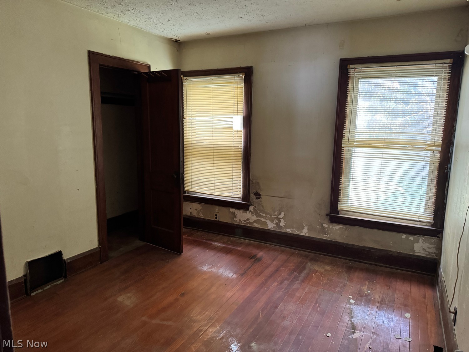 614 Oberlin Elyria Road Elyria OH 44035