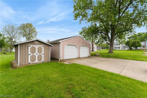 2906 Lincoln Way NW Massillon OH 44647