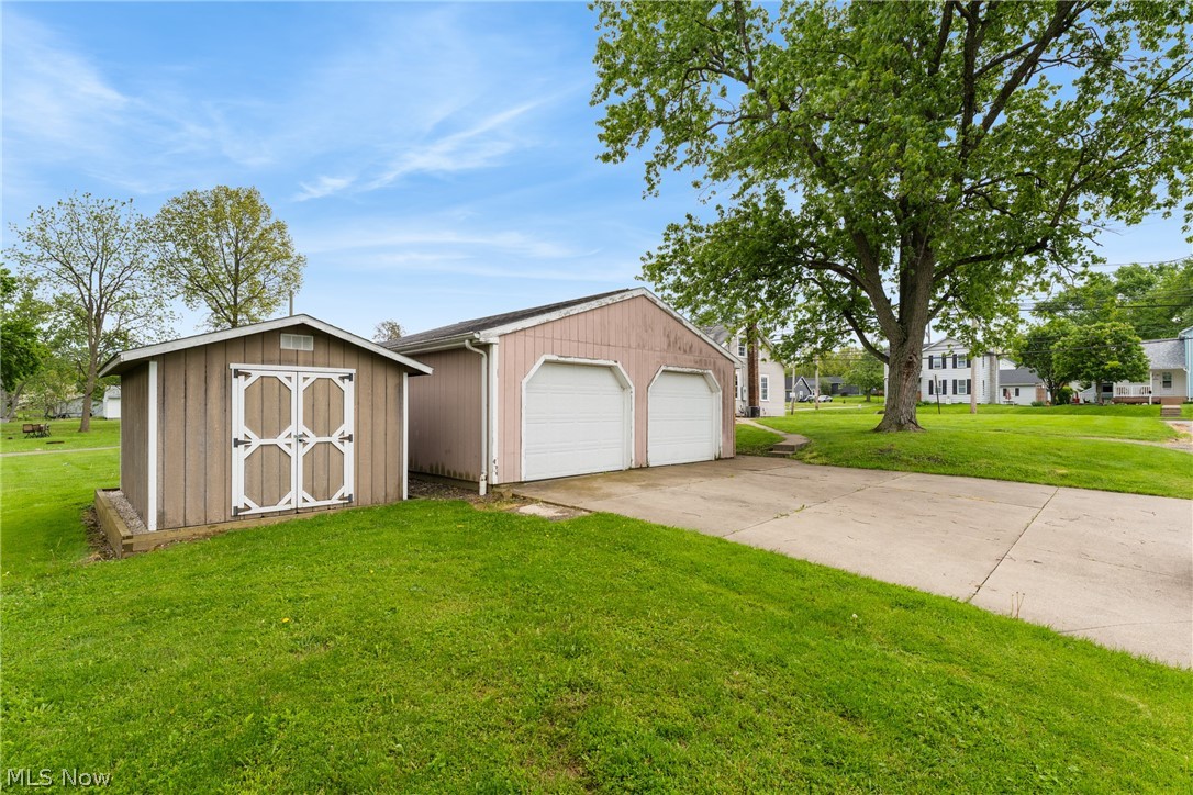 2906 Lincoln Way NW Massillon OH 44647